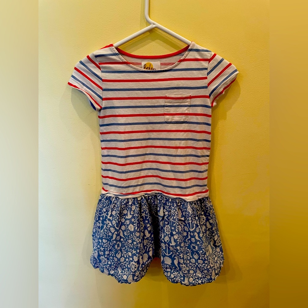 Short sleeve play dress